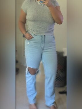 ABERCROMBIE 90s Ultra High Rise Straight Jeans - Light Ripped Wash